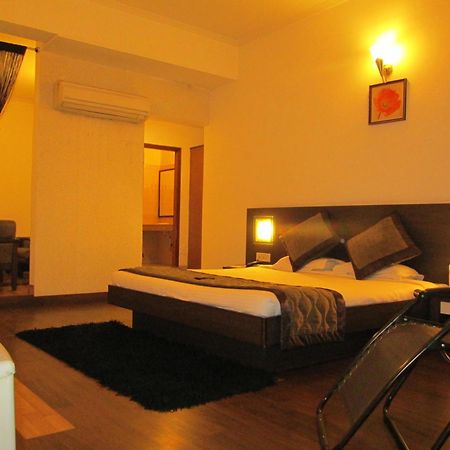 Mg Regency Hotel Baddi Exterior foto